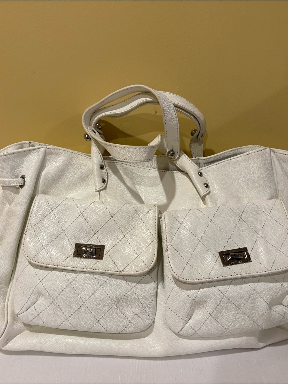 CHANEL White calf skin Quilted Twin-Pocket Tote Bag
